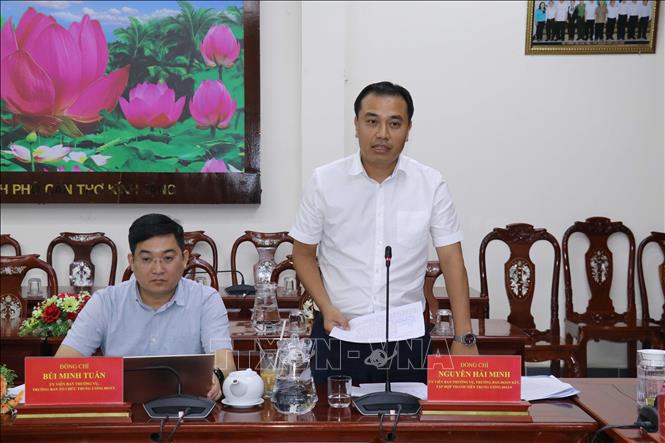 //bandanvan.cantho.gov.vn/files/images/album/album2/vna_potal_giam_sat_ket_qua_thuc_hien_nghi_quyet_25_cua_trung_uong_ve_cong_tac_thanh_nien_stand%20(3).jpg