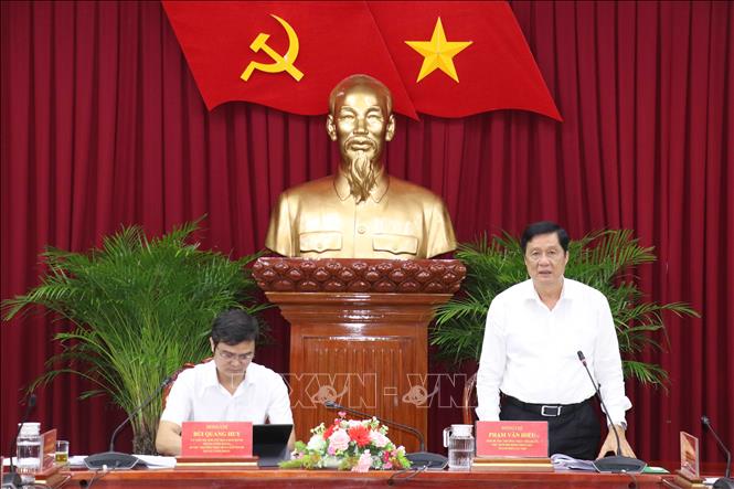 //bandanvan.cantho.gov.vn/files/images/album/album2/vna_potal_giam_sat_ket_qua_thuc_hien_nghi_quyet_25_cua_trung_uong_ve_cong_tac_thanh_nien_stand%20(6).jpg