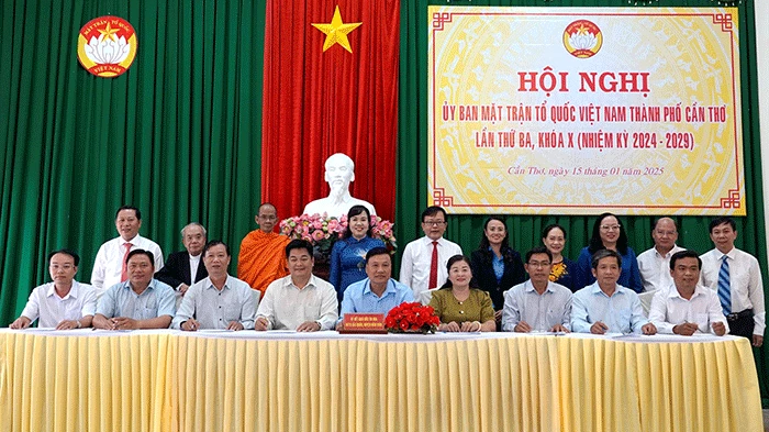 Mặt trận các cấp trong thành phố tiếp tục thực hiện tốt chức năng giám sát và phản biện xã hội