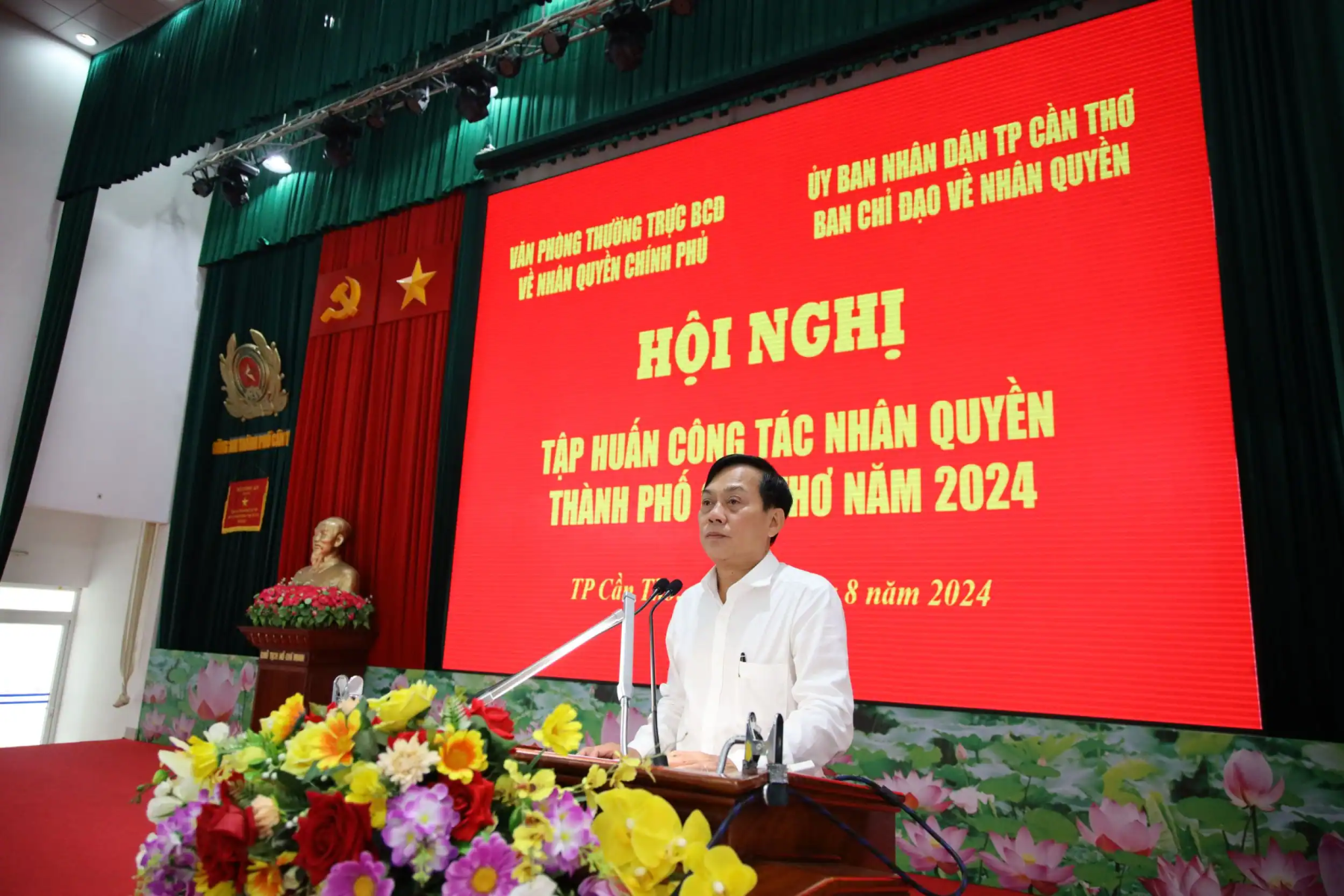 Thành phố Cần Thơ phối hợp tập huấn công tác nhân quyền