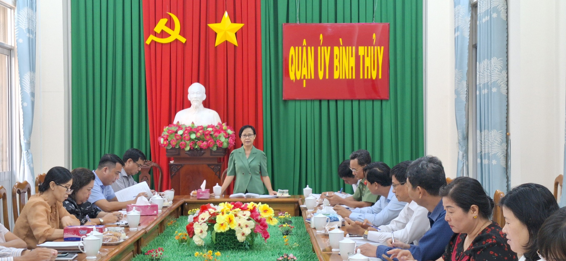 Ban Chỉ đạo công tác Dân tộc - Tôn giáo quận Bình Thủy tổ chức sơ kết kết quả thực hiện công tác tôn giáo, dân tộc 6 tháng đầu năm và phương hướng, nhiệm vụ 6 tháng cuối năm 2024