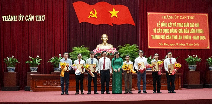 Tổng kết và trao giải Giải báo chí về xây dựng Ðảng (Giải Búa liềm vàng) TP Cần Thơ lần thứ III - năm 2024